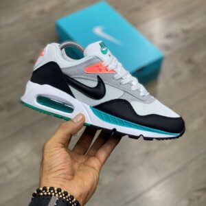 NIKE AIR MAX CORRELATE