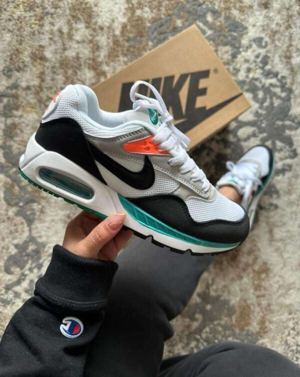 NIKE AIR MAX CORRELATE - Imagen 3